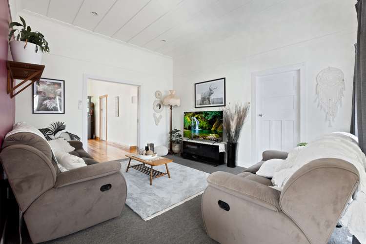 391 Dey Street Hamilton East_11