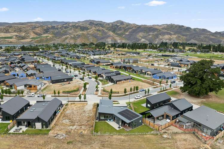 93 Magnum Drive Cromwell_30