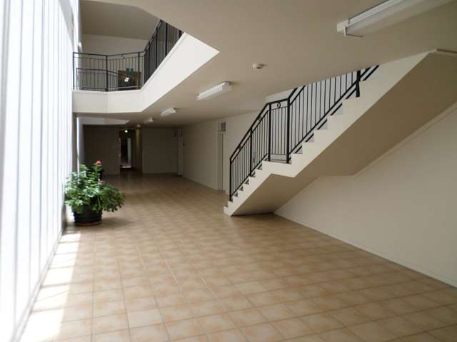 2Q/1 Wadier Place Henderson_1