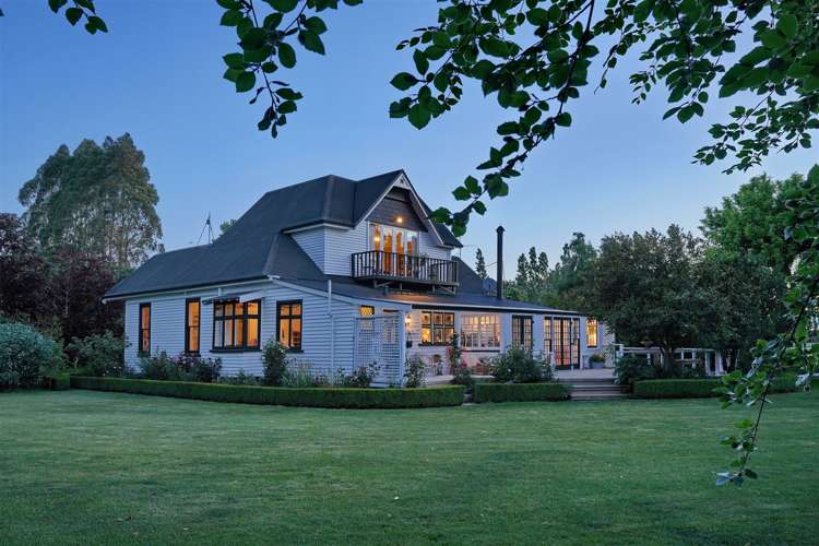 923 Downs Road West Eyreton_38