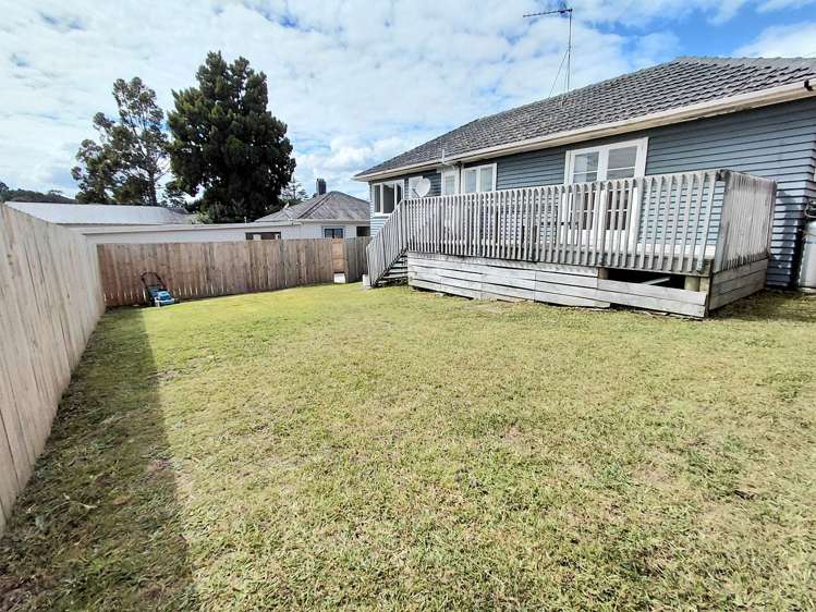 383 West Coast Road Glen Eden_1