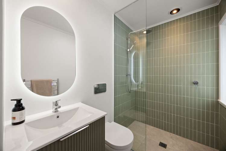 60 Grey Street Hamilton East_11