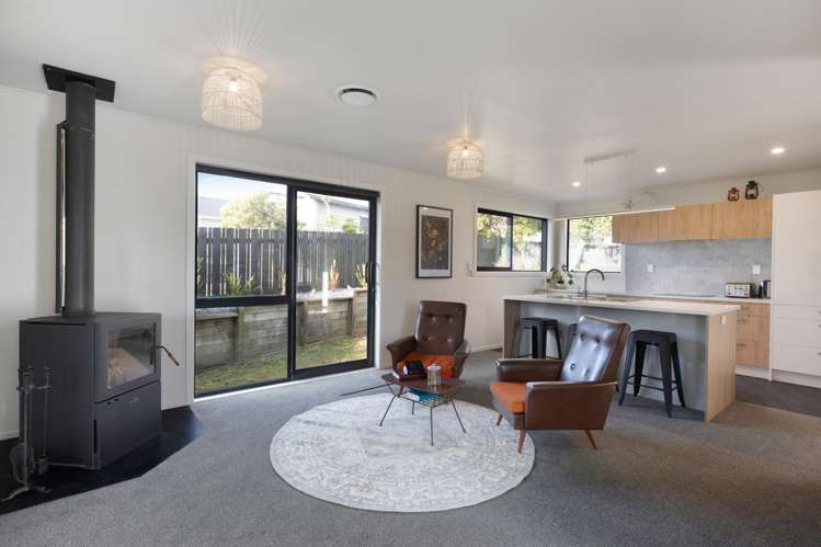 160 Mark Avenue_5
