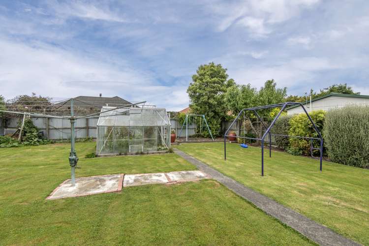 10 Farquhars Road Redwood_13