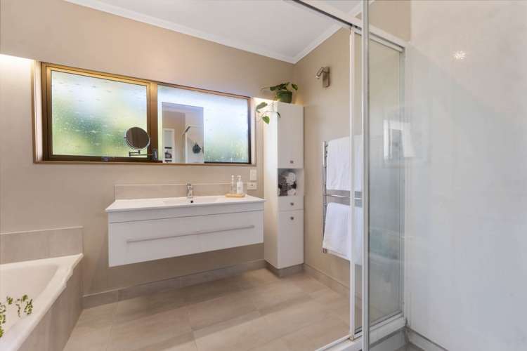 19 Monyash Road Manly_16