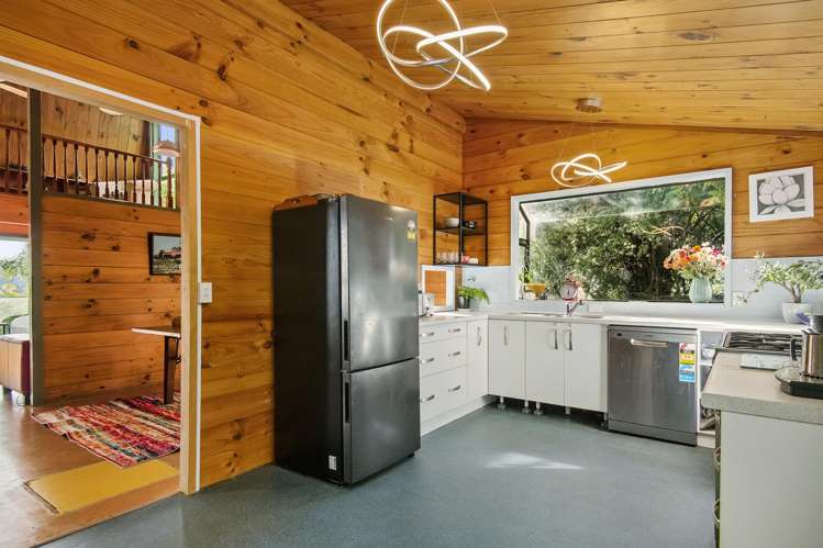 7 Ngahere Street Stokes Valley_8