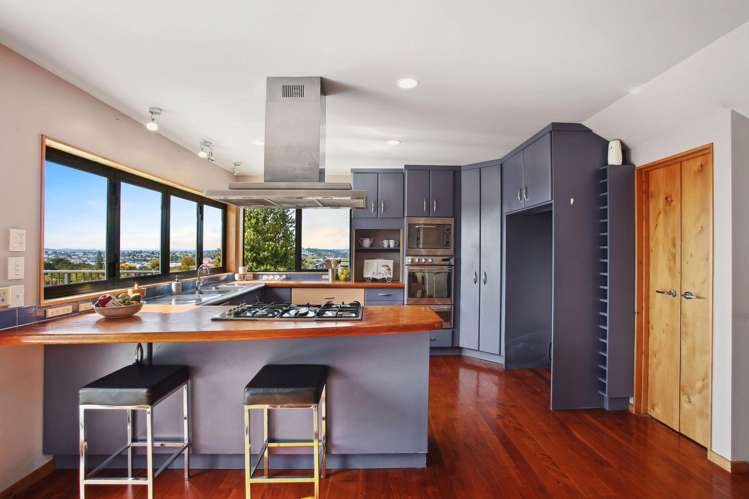 37 Tirohunga Drive Henderson_11