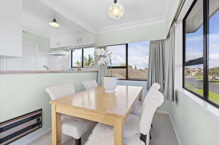 2 Empire Road Orewa_7