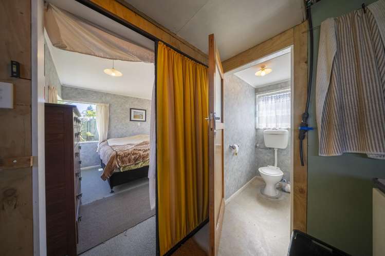 22 Freestone Place Manapouri_16