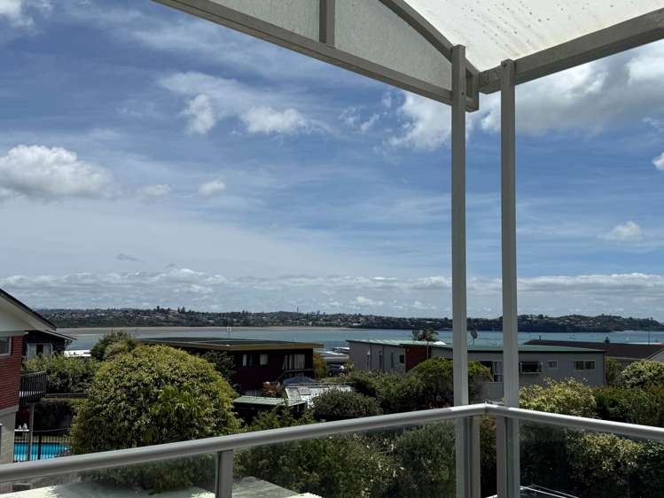 25 Gulf Crest Bucklands Beach_22