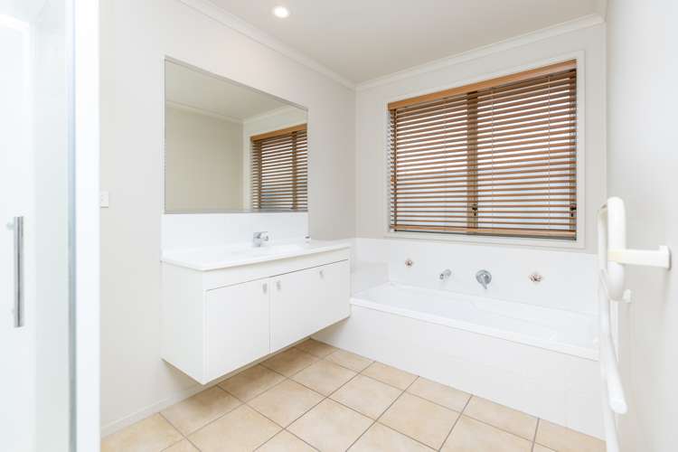 13 Winchester Place Rototuna North_16