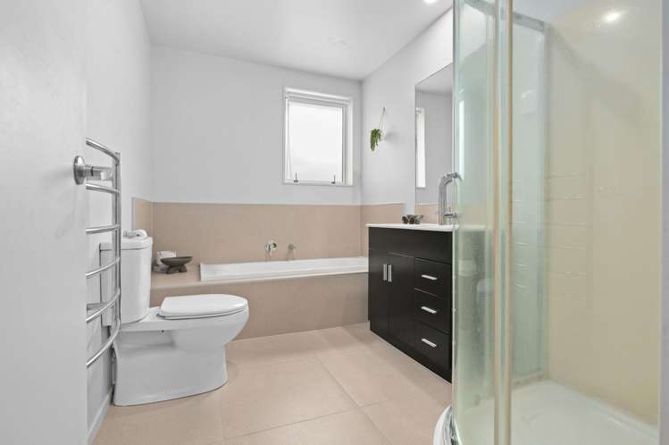 17 + 17A Barwick Place Huntington_14