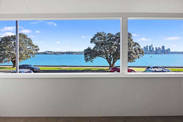 2/22 Queens Parade Devonport_5