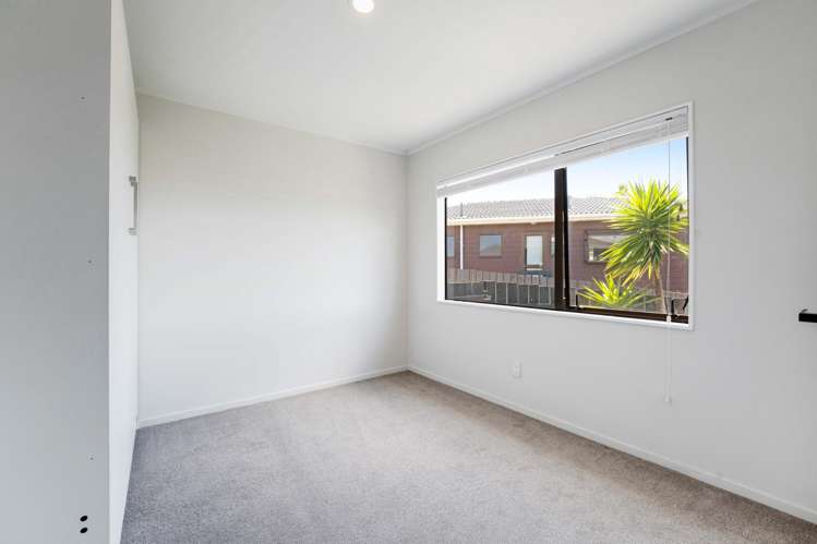 2/16 Heathglen Place Bayview_10