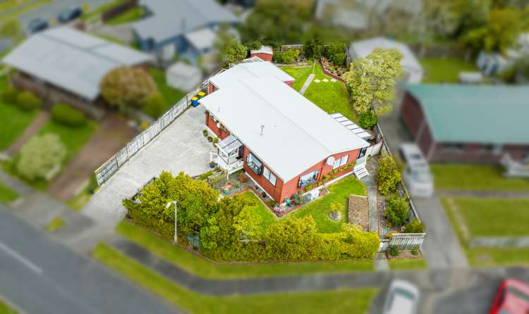 4 Lacebark Court Titirangi_12