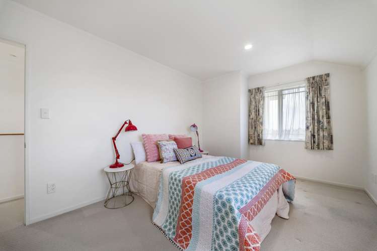 26 Tirohunga Drive Henderson_15