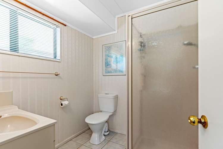 17 Village Park Drive Welcome Bay_13