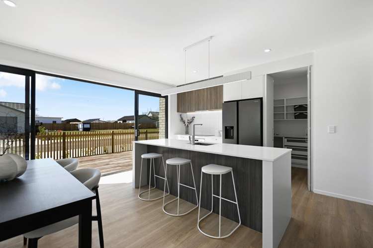 63 Kelly Road 11373_6