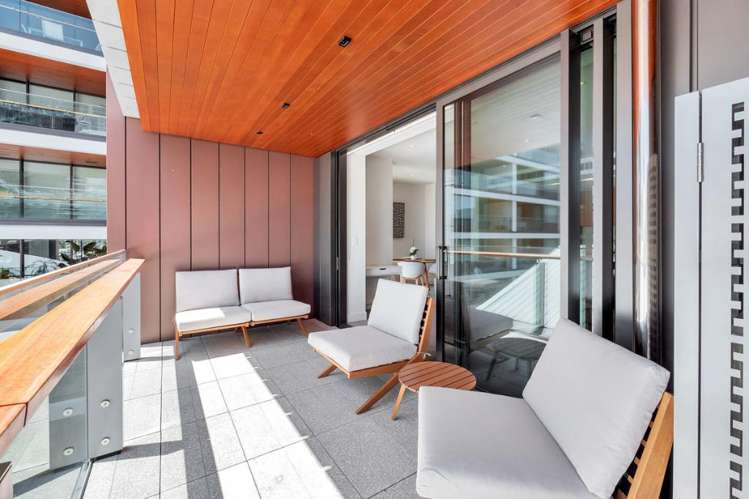 301/134 Halsey Street 500164_7