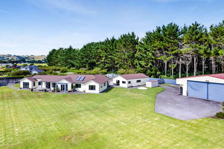 16 Beach Road Urenui_26