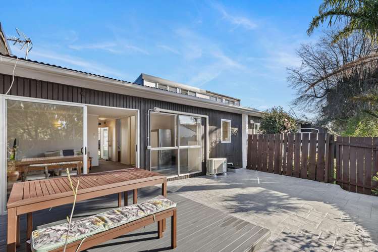 4/109A Te Atatu Road Te Atatu South_16