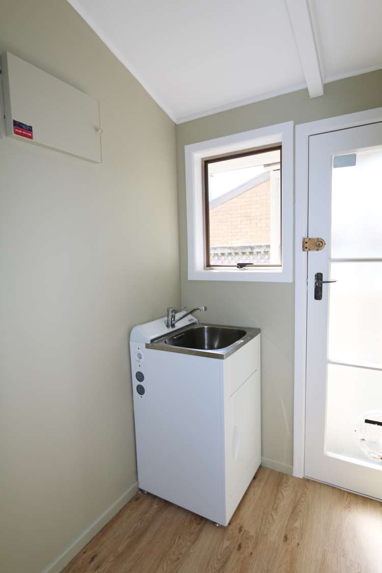 2/62 Rawhiti Road One Tree Hill_10