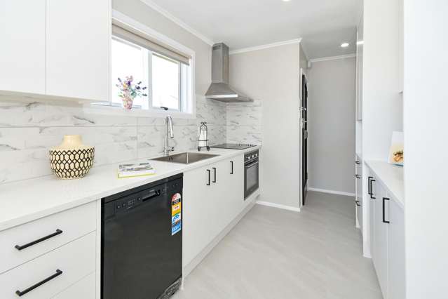 2/8 Allen Street Mangere East_3