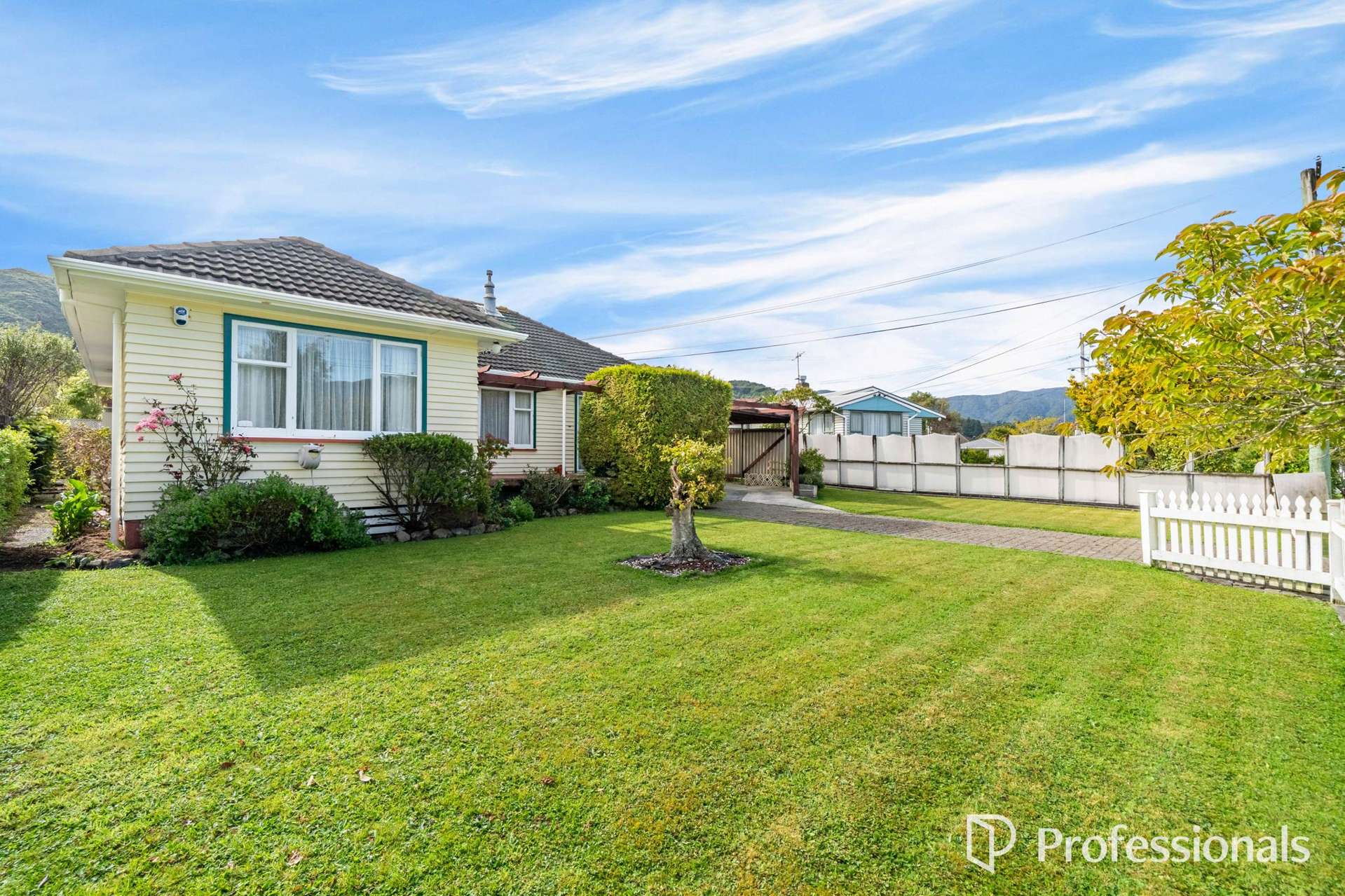 4 Miles Crescent Wainuiomata_0