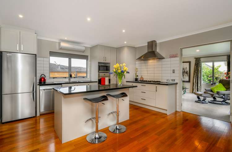 22 Gibbston Crescent Flat Bush_25