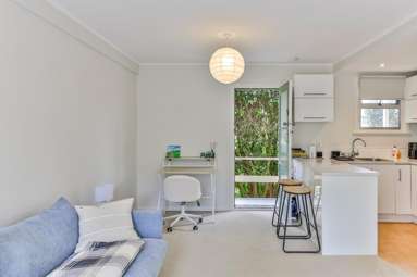 5/93 Vauxhall Road_2