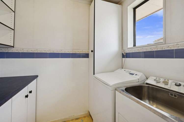 64 High Street Mosgiel_18