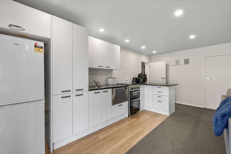 334 Swanson Road Ranui_12