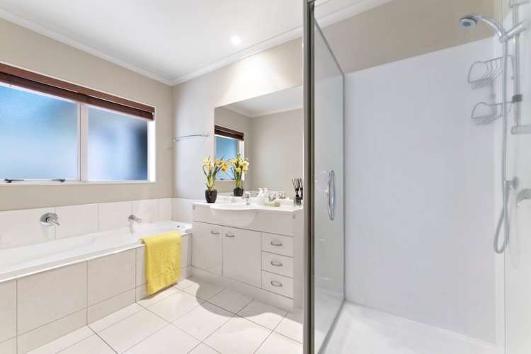 11 Reinheimer Place Flat Bush_26