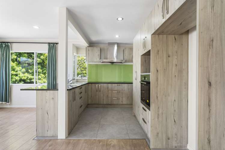 2/30 Bruce Road Glenfield_7