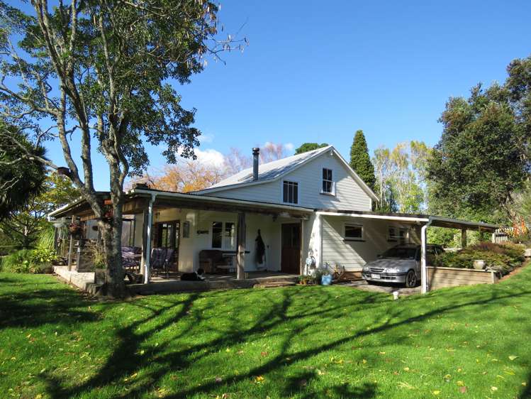 27 Walker Road West Aongatete_11