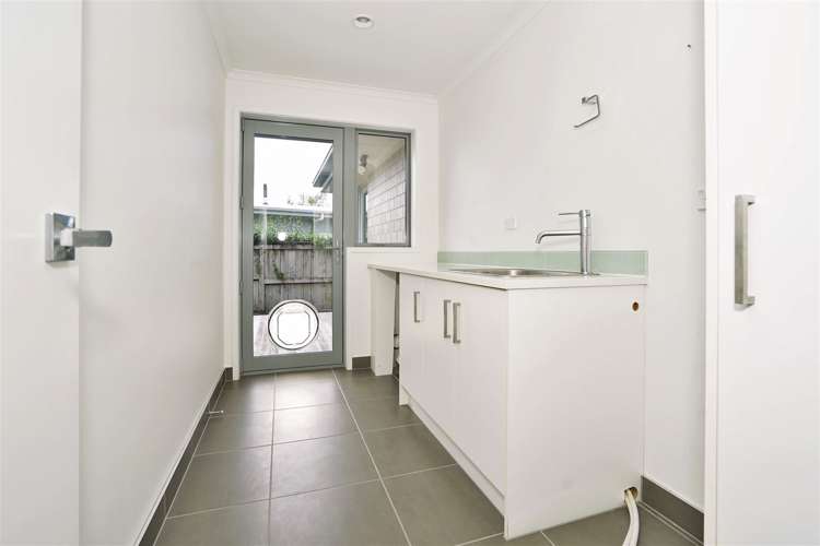 1 Bos Crescent Flagstaff_16