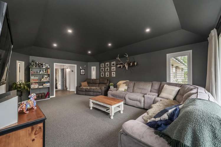 211 Bangor Road Darfield_7