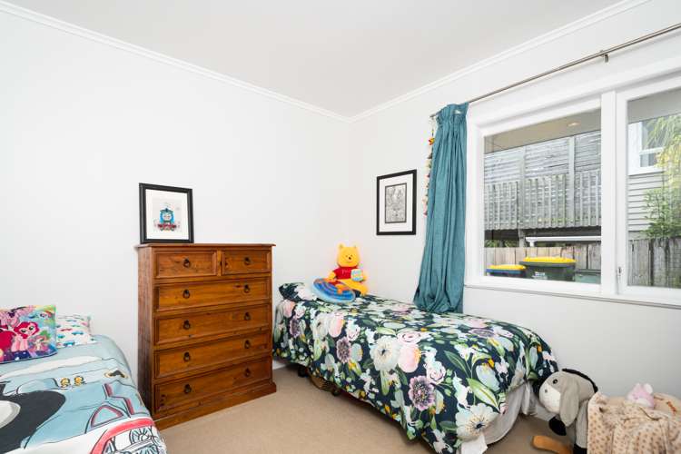 42 Glengarry Road Glen Eden_16