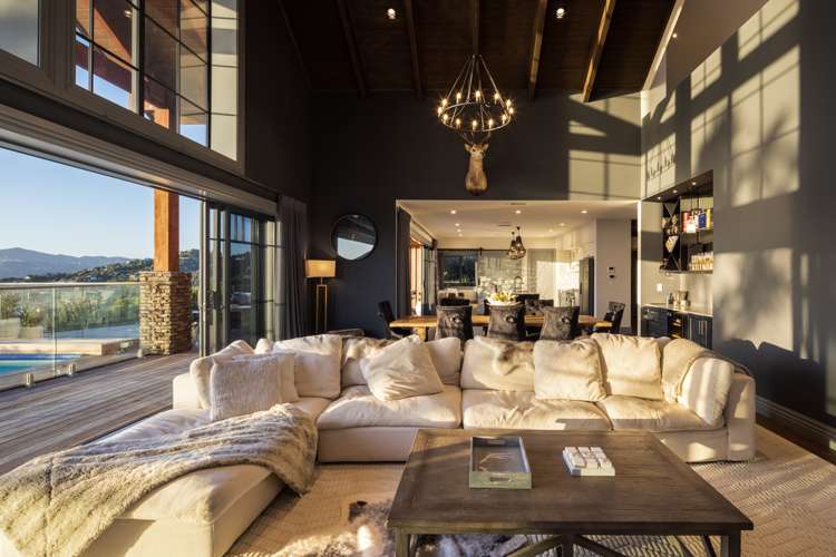 33 Waitohu Road York Bay_7