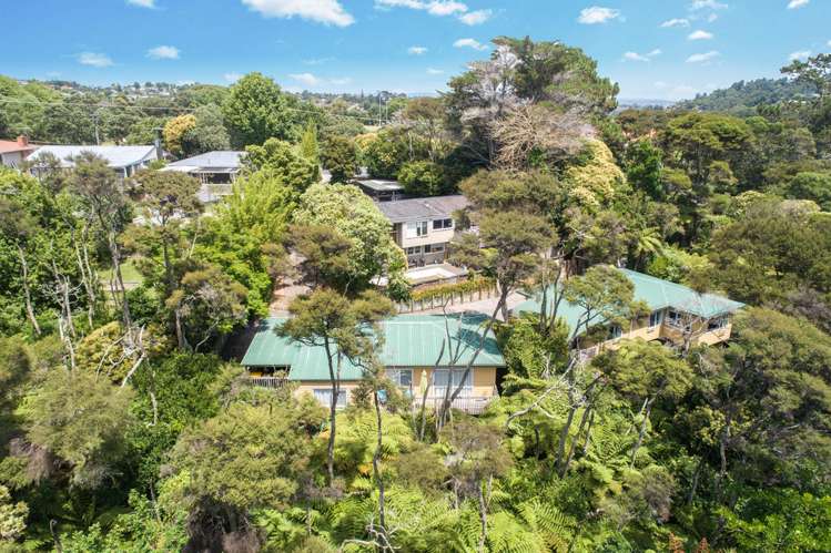 2/47 Kaipatiki Road Glenfield_11