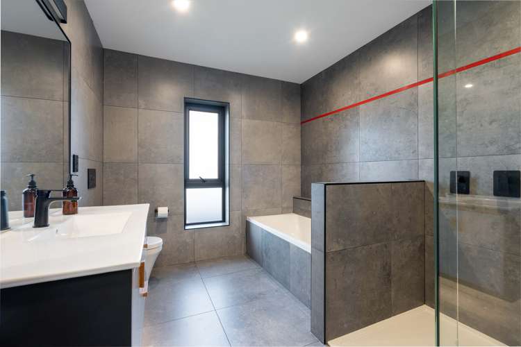 60 Tomahawk Road Andersons Bay_23