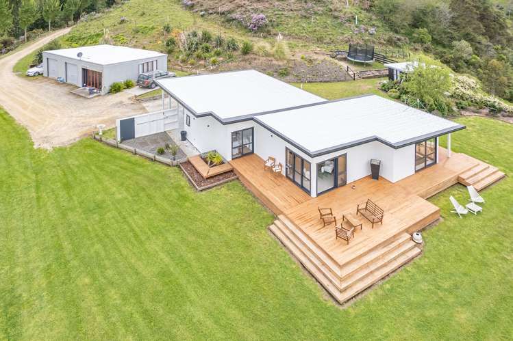 122a No 2 Line Okoia_15