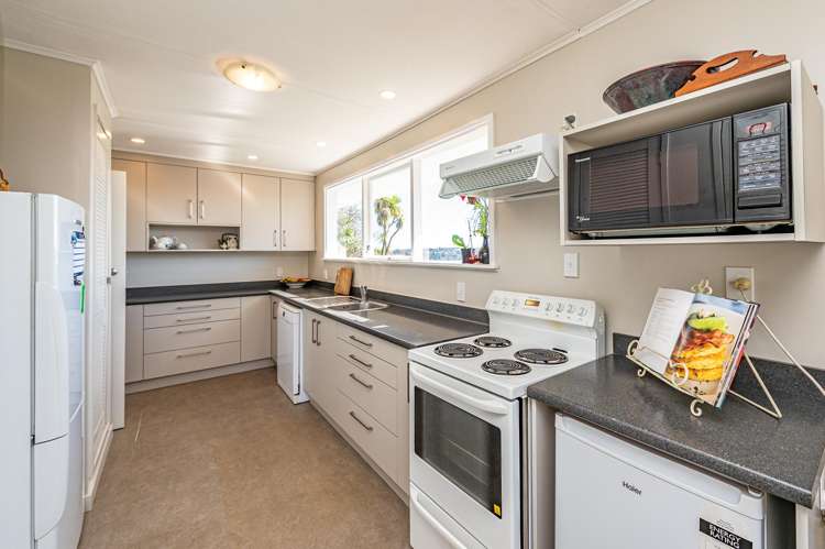 54 Wairere Road Bastia Hill_13