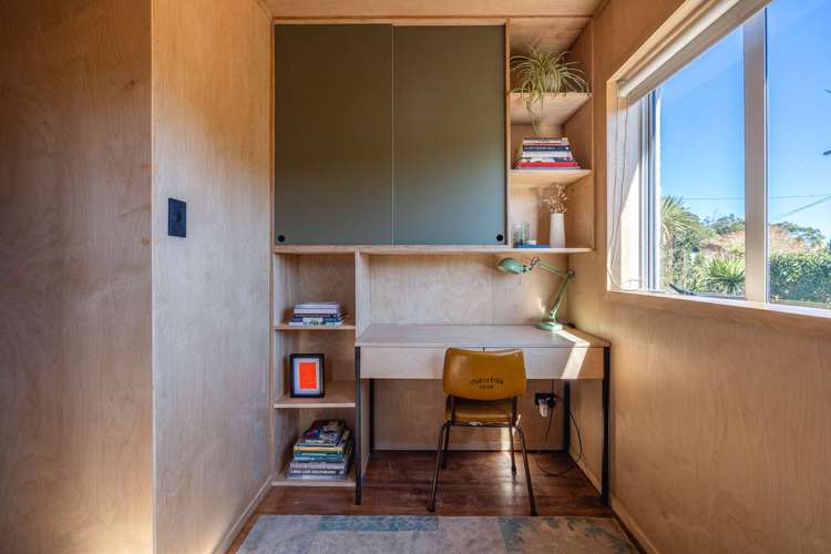 36 Ocean Road Surfdale_17