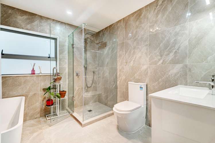 74A&B Awaroa Road Sunnyvale_12