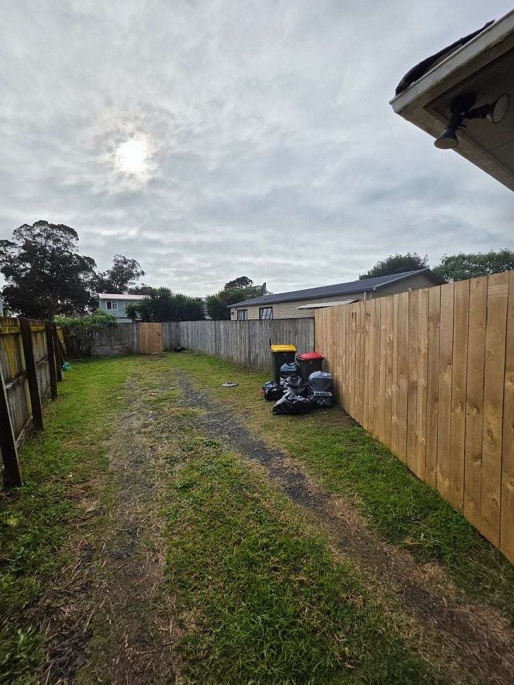 16 Clarkson Crescent Otara_9
