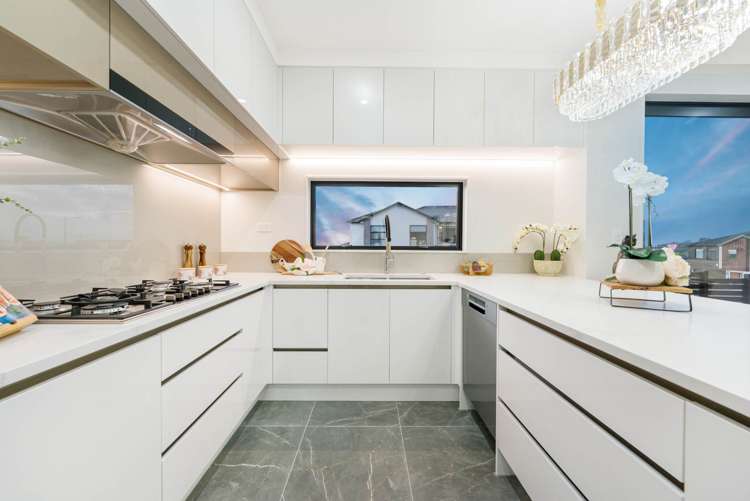 74 Michael Bosher Way Flat Bush_8