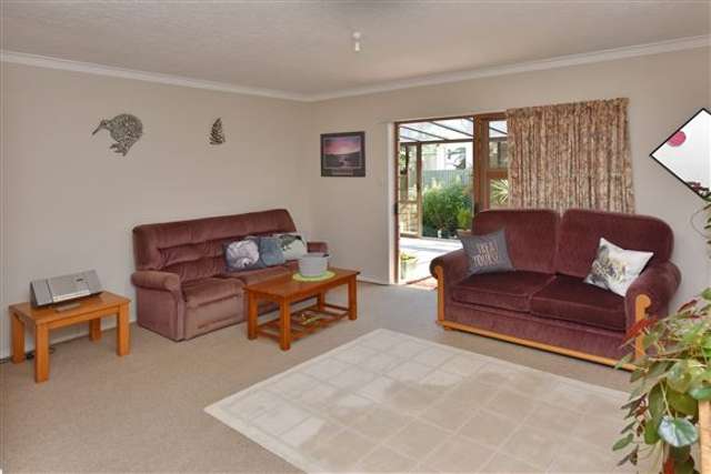 2/6 Douglas Road Amberley_2