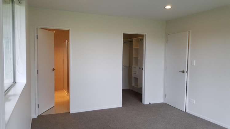 139 Alec Craig Way Gulf Harbour_10