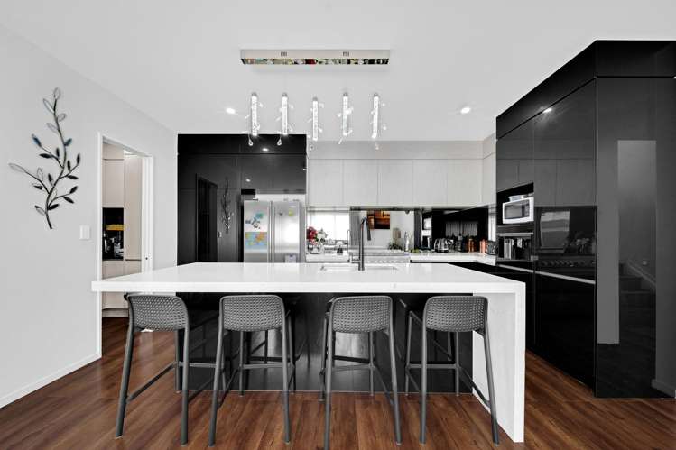 4 Tims Crescent Flat Bush_10